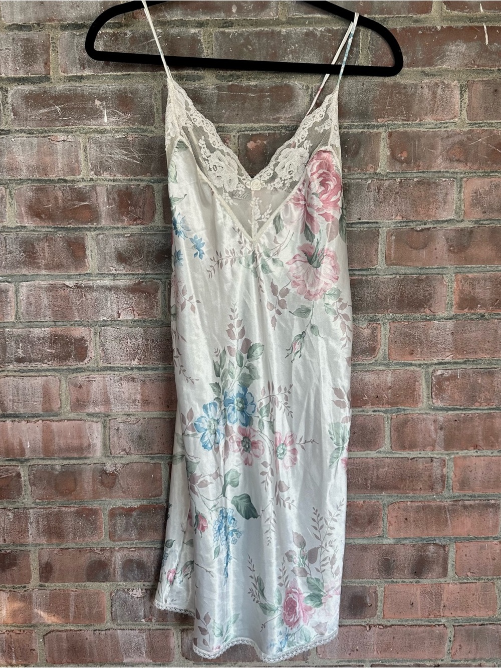 Vedié Lace-Trim Satin Slip with Floral Detail